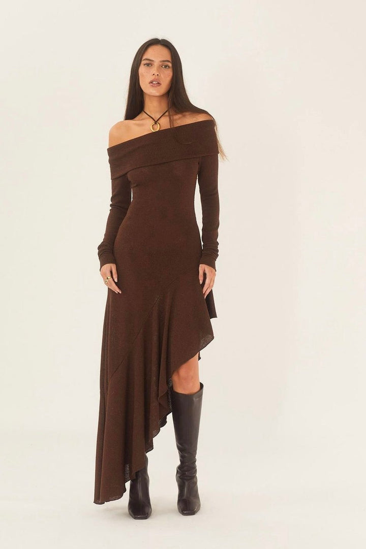 Asymmetrische Off-Shoulder Jurk