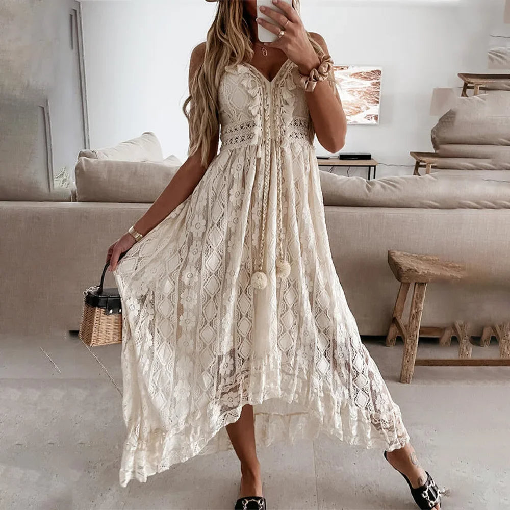 BreezeCharm – Boho-kanten jurk met strik en kwastjes
