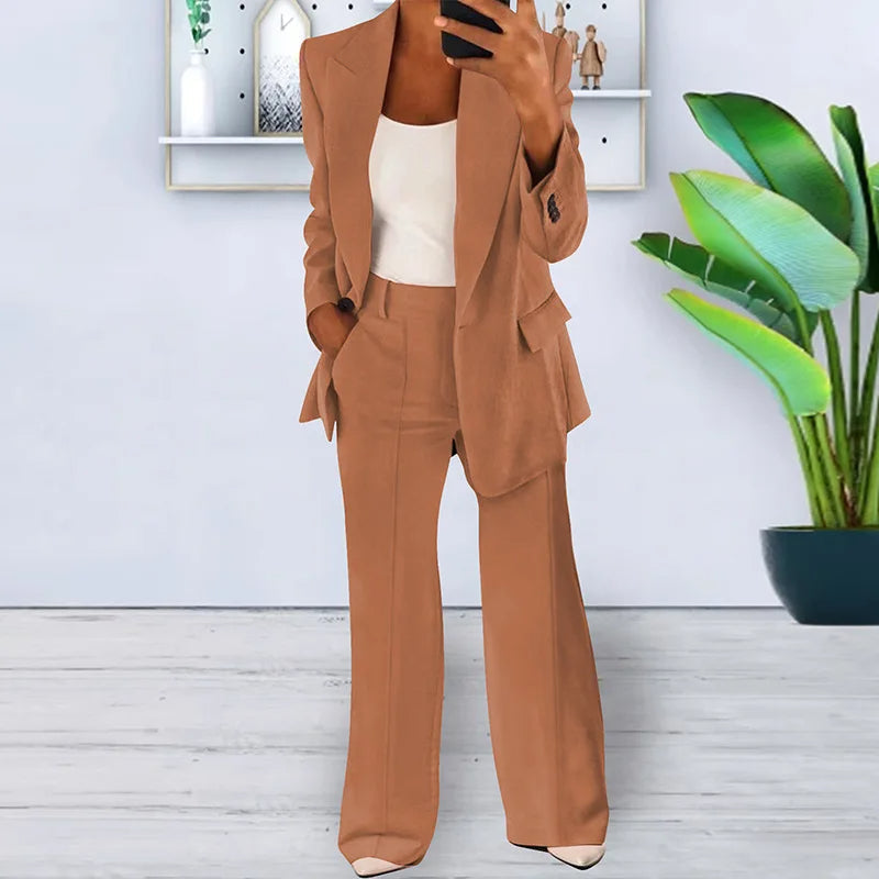 Damespak met wijde broek