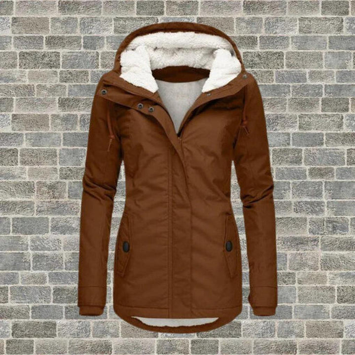 Winterjas met capuchon voor dames – praktische laag voor koud weer
