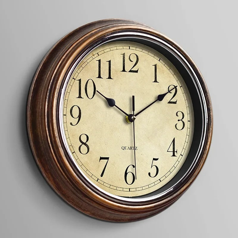 Klassieke wandklok – Tijdloze elegantie voor elke kamer