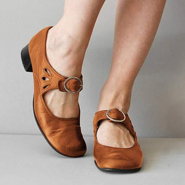 Leren schoenen met lage hak voor dames met tijdloze elegantie