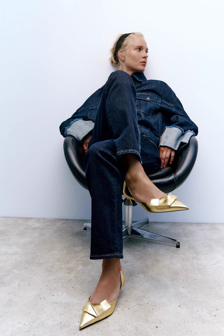 Metallic Pumps met Strikaccent